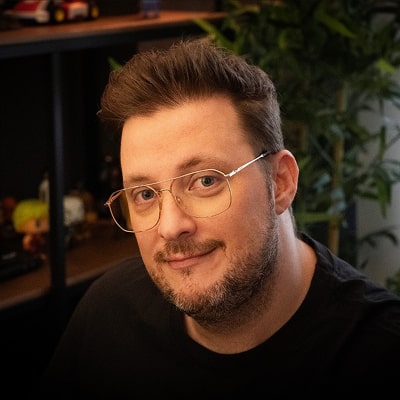 Portrait of Mat Veiga